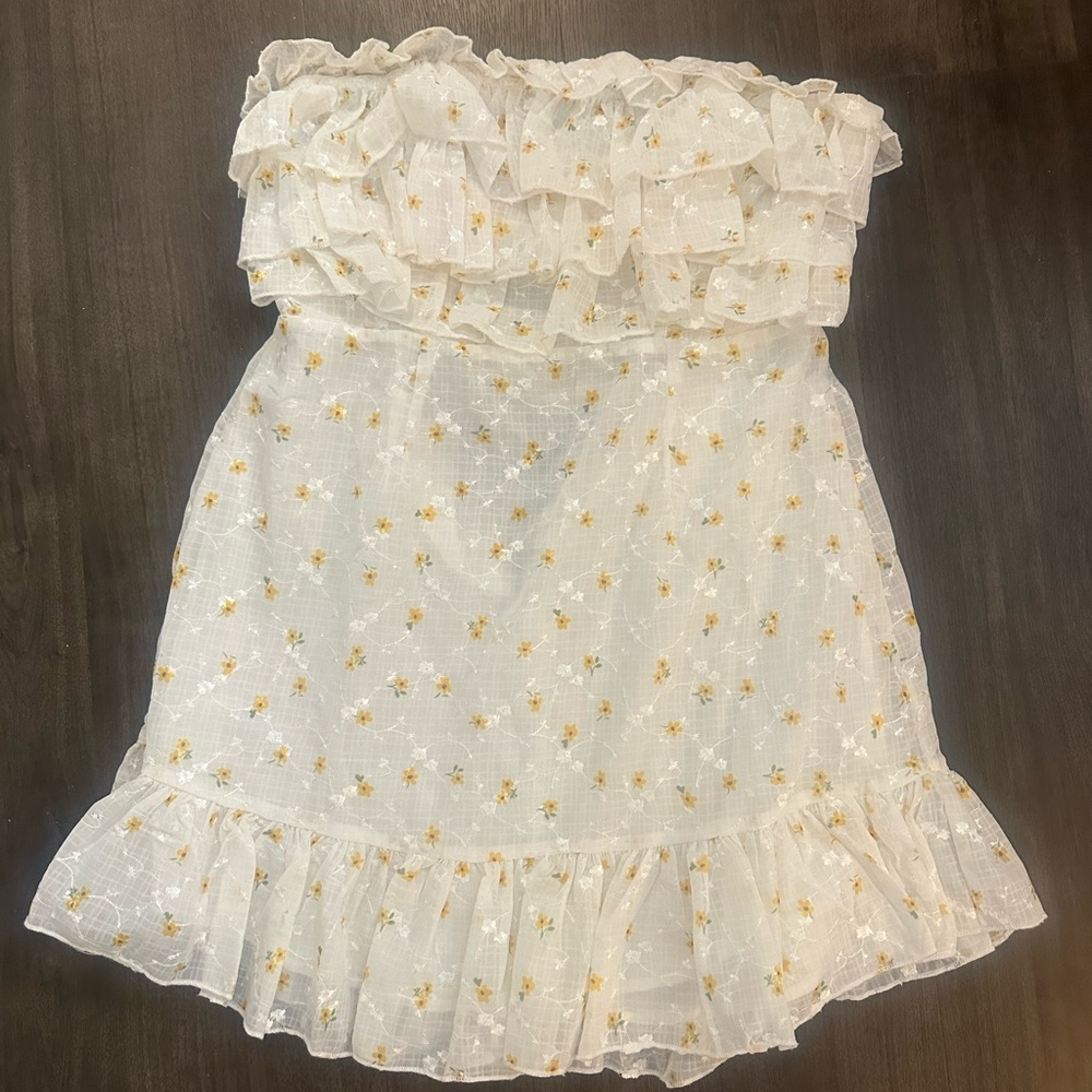 Urban Outfitters Strapless White Ruffled Floral Mini Dress